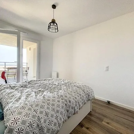 Face Pour 4 Pers, Déco Soignée, Balcon, Garage, Animaux Acceptés - Fr-1-236-155 *