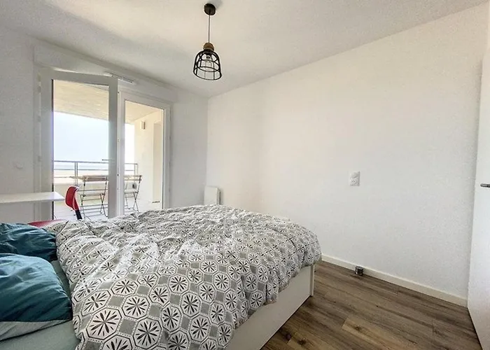 Face Pour 4 Pers, Déco Soignée, Balcon, Garage, Animaux Acceptés - Fr-1-236-155 *